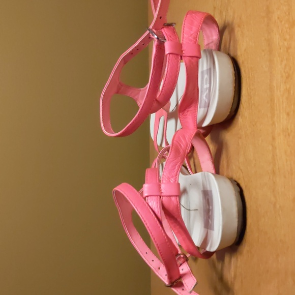 Hot pink gladiator sandals Dolce Vita 9 - Picture 5 of 10